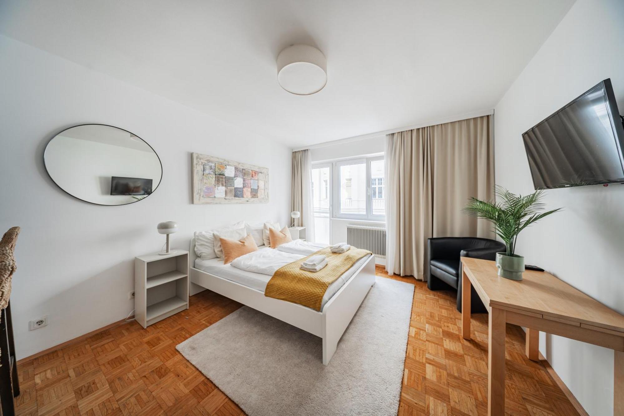 Studio Next To Karlskirche Wien Eksteriør billede