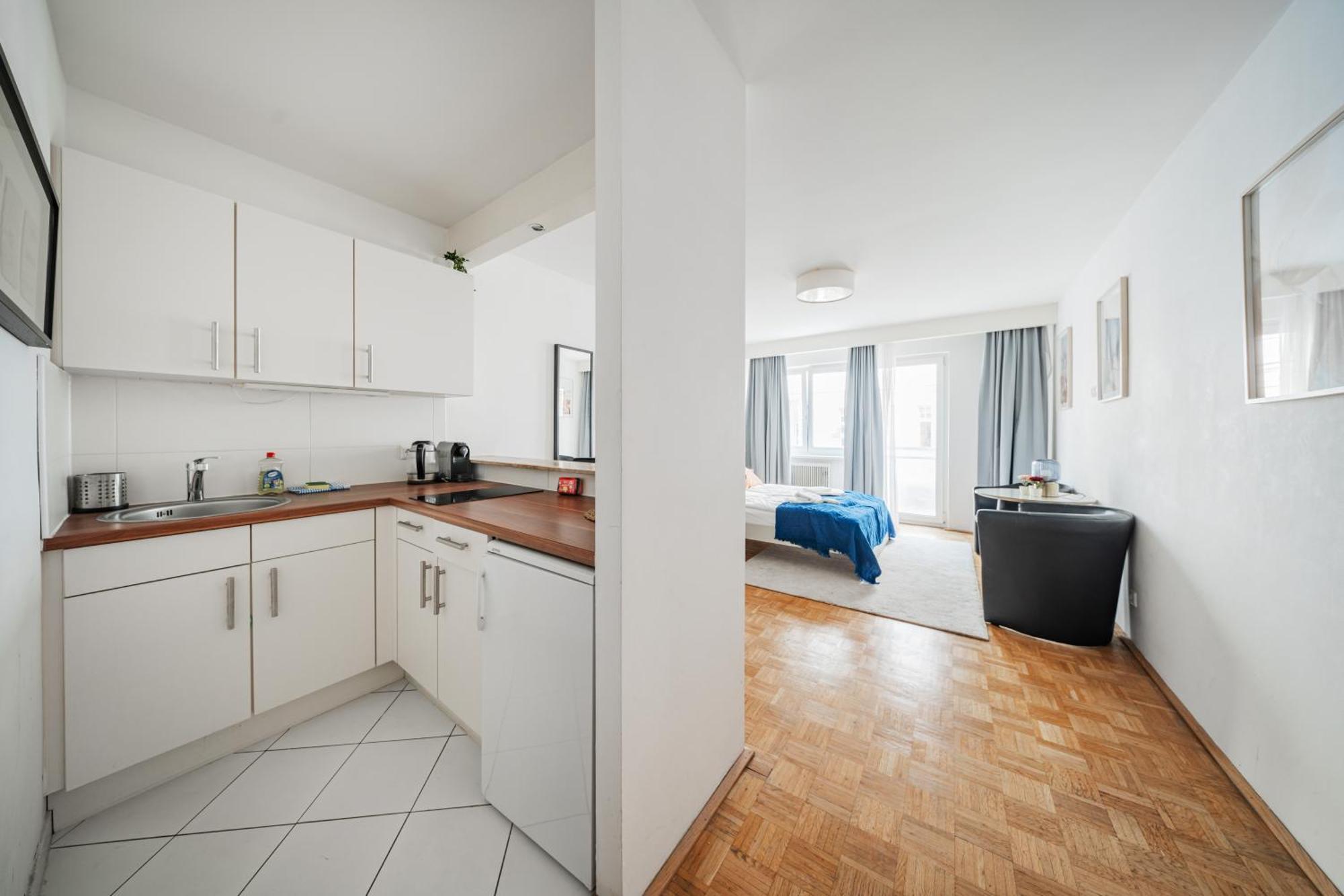 Studio Next To Karlskirche Wien Eksteriør billede
