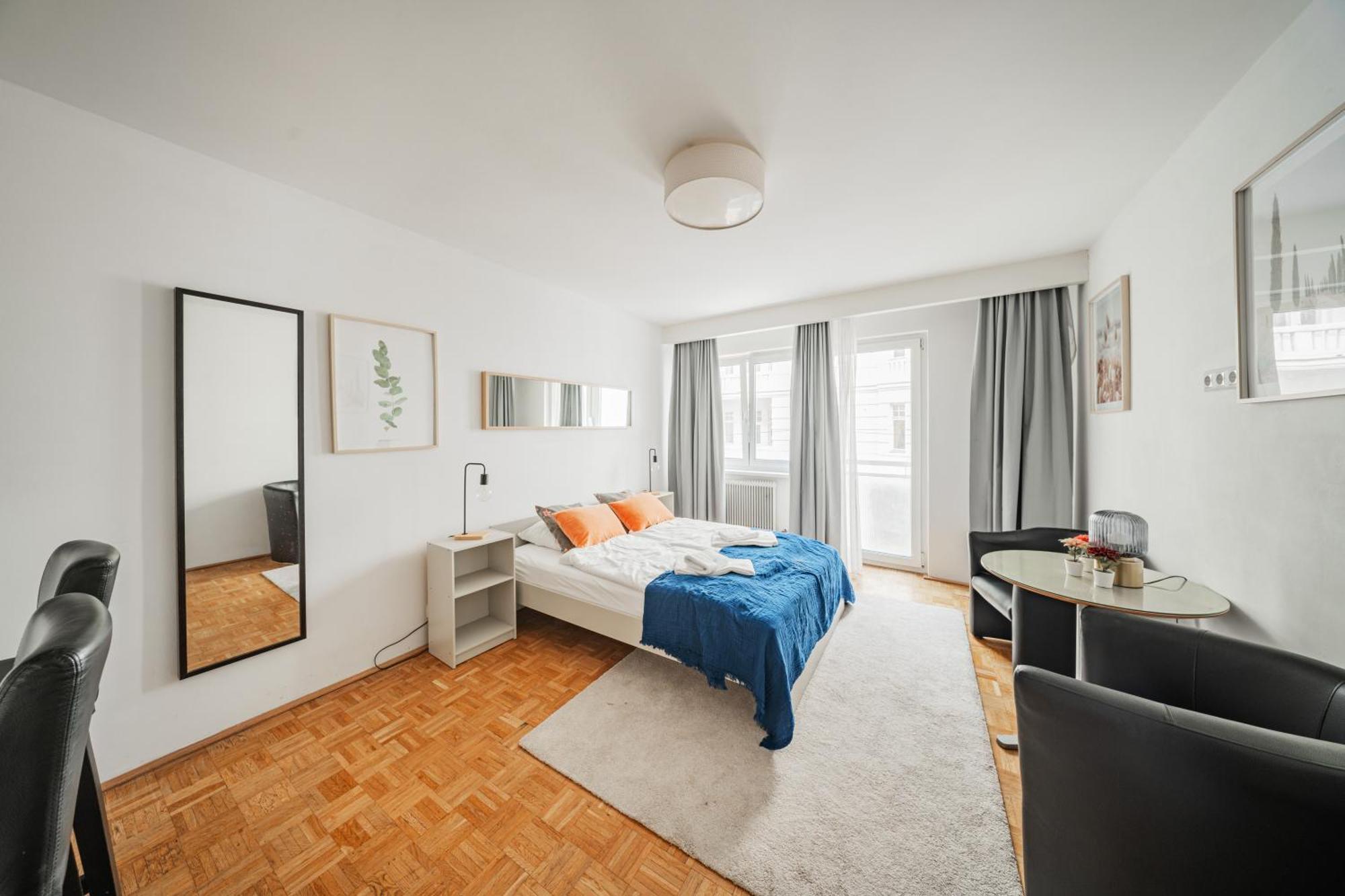 Studio Next To Karlskirche Wien Eksteriør billede